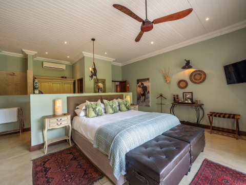 Kambaku-River-Lodge-Malelane