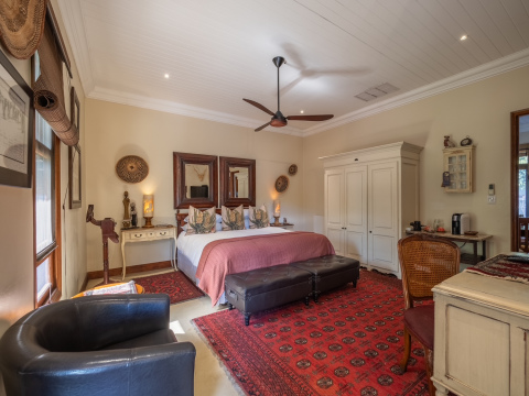 spacious-accommodation-at-the-kruger-park